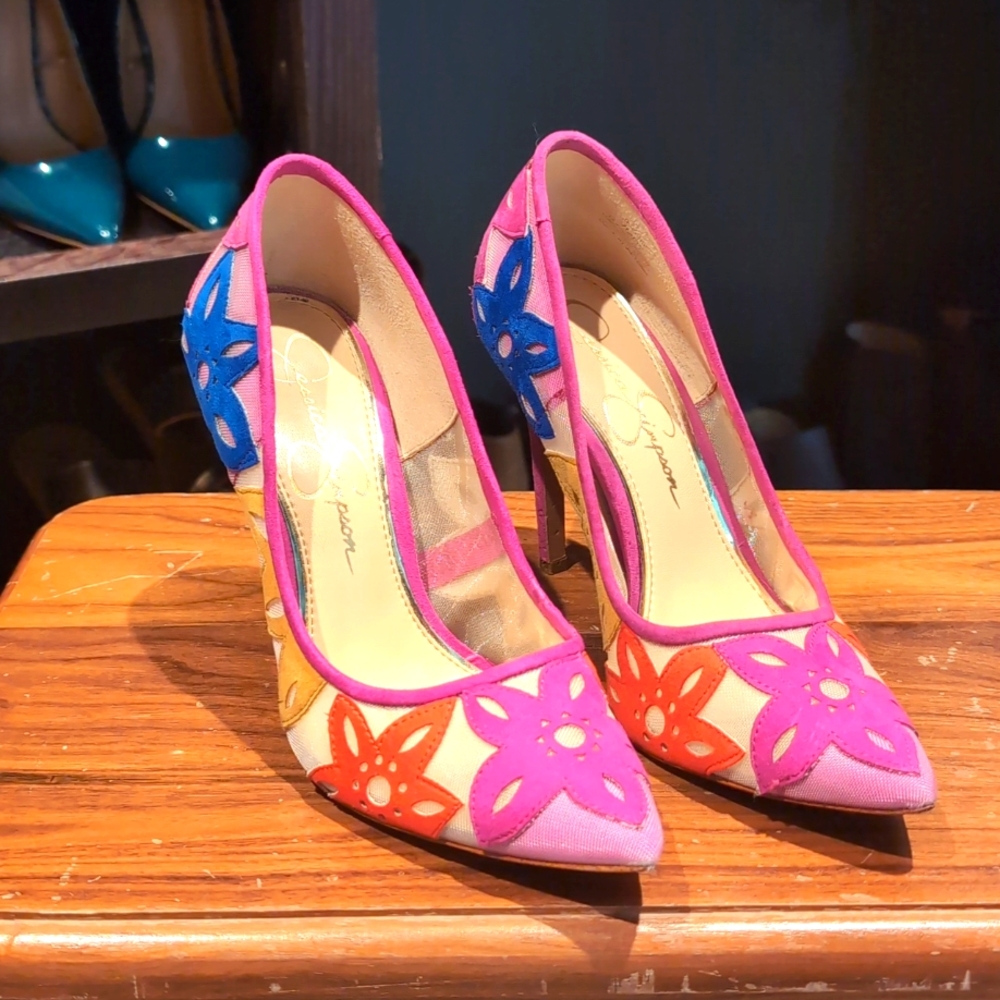 Jessica Simpson stilettos multicolor. Size 7
